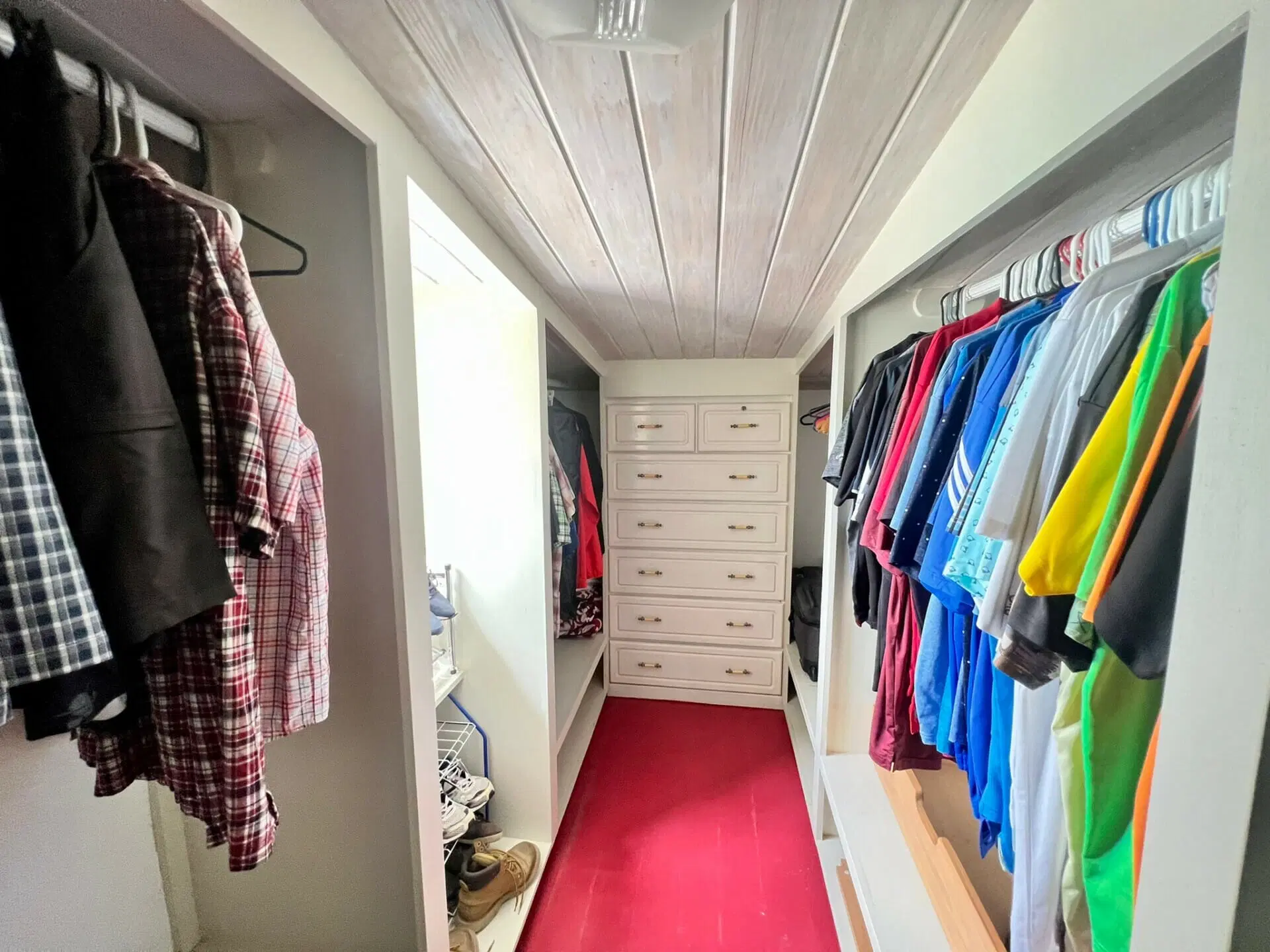 Walk in closet off the primary suite
